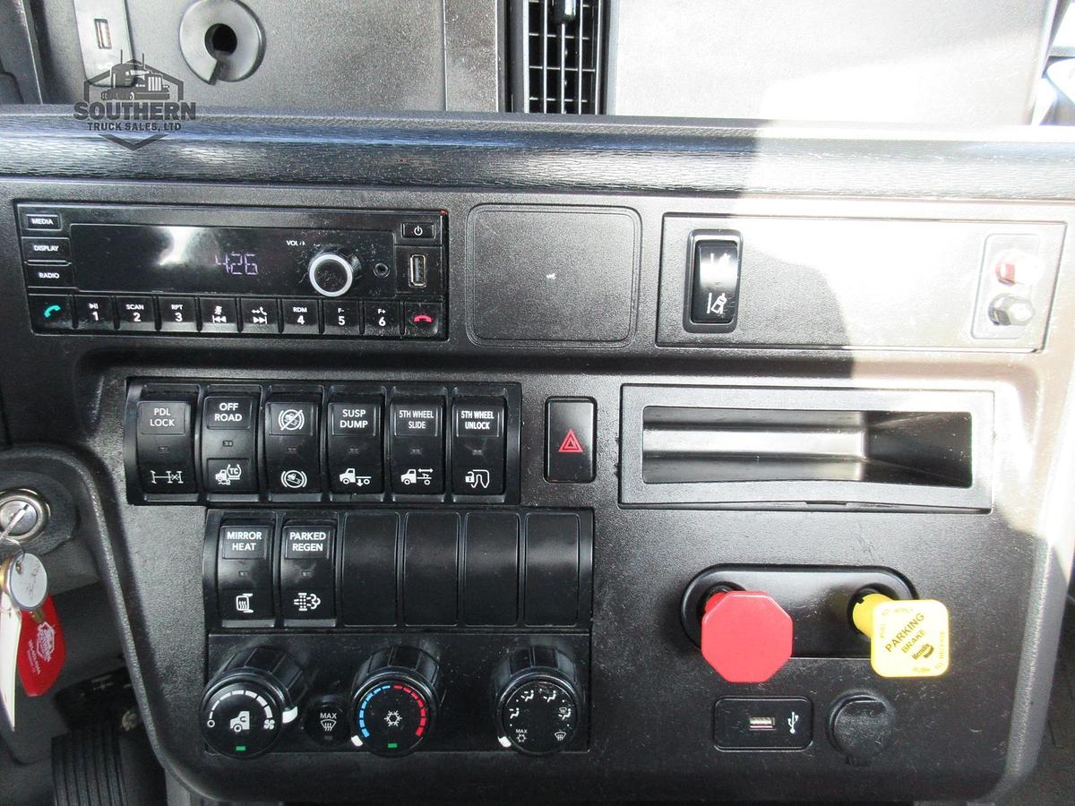 Used 2021 INTERNATIONAL LT