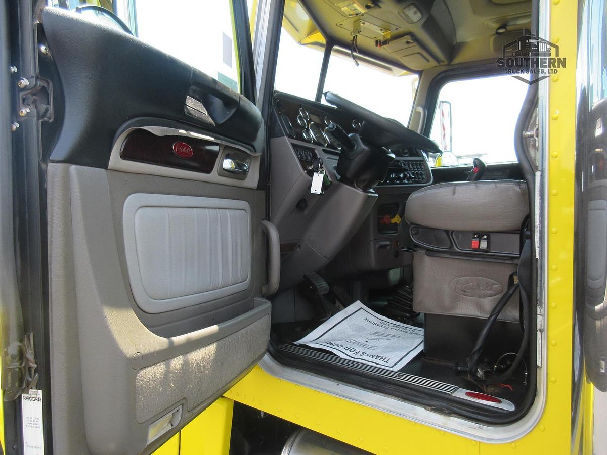 Used 2017 PETERBILT 389