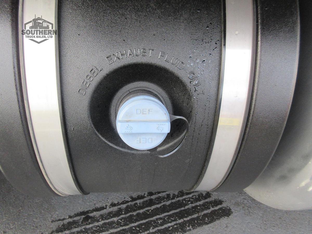 Used 2019 PETERBILT 567