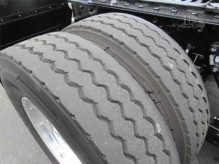 Used 2021 KENWORTH T880