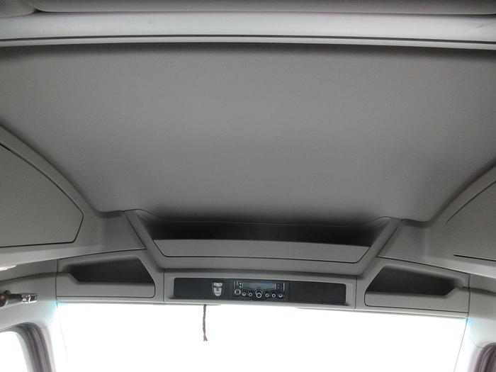 Used 2021 KENWORTH T880