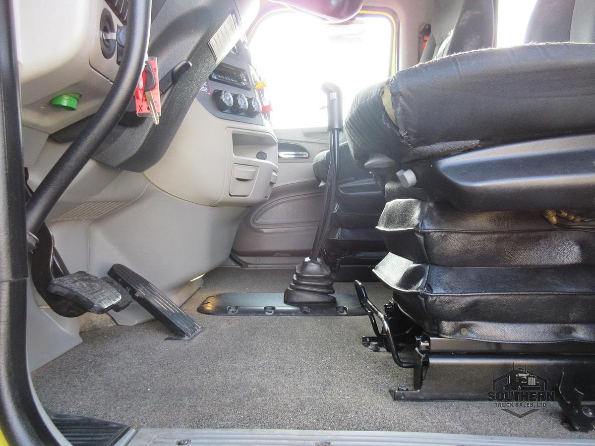 Used 2020 PETERBILT 567