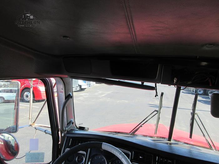 Used 2011 KENWORTH T800