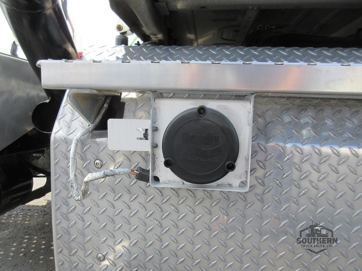 Used 2020 FREIGHTLINER CASCADIA 126