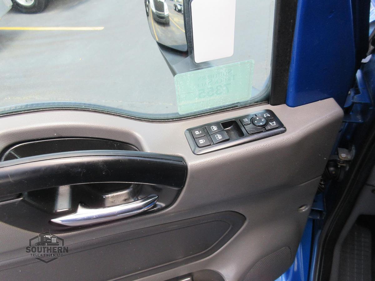 Used 2021 INTERNATIONAL LT