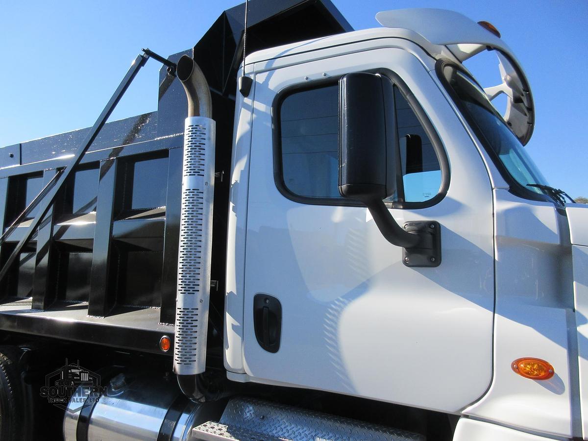 Used 2017 FREIGHTLINER CASCADIA 125