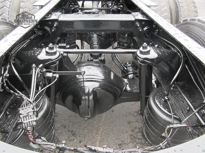 Used 2019 PETERBILT 567