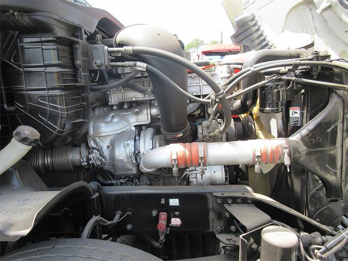 Used 2017 FREIGHTLINER CASCADIA 125