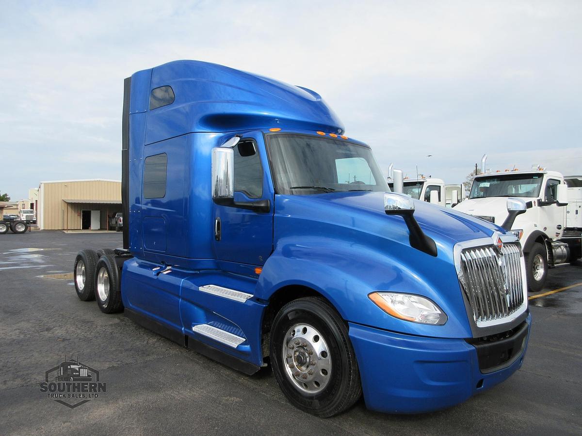 Used 2021 INTERNATIONAL LT