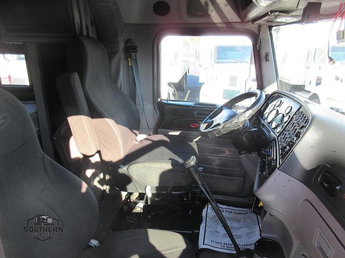 Used 2018 PETERBILT 389