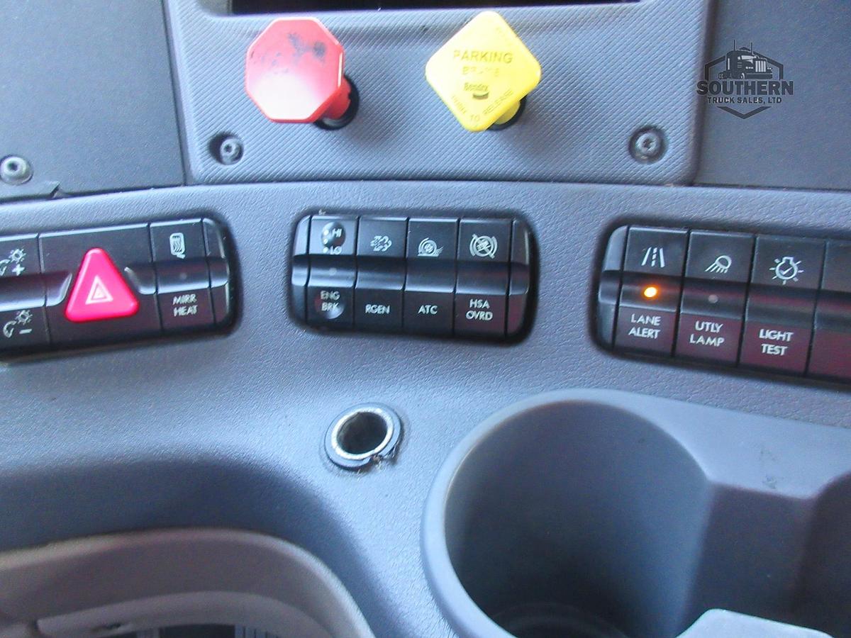 Used 2019 FREIGHTLINER CASCADIA 125