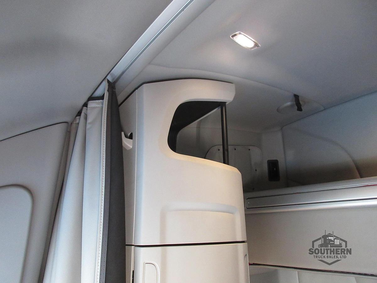 Used 2019 PETERBILT 579