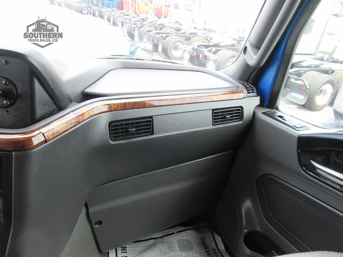 Used 2021 INTERNATIONAL LT