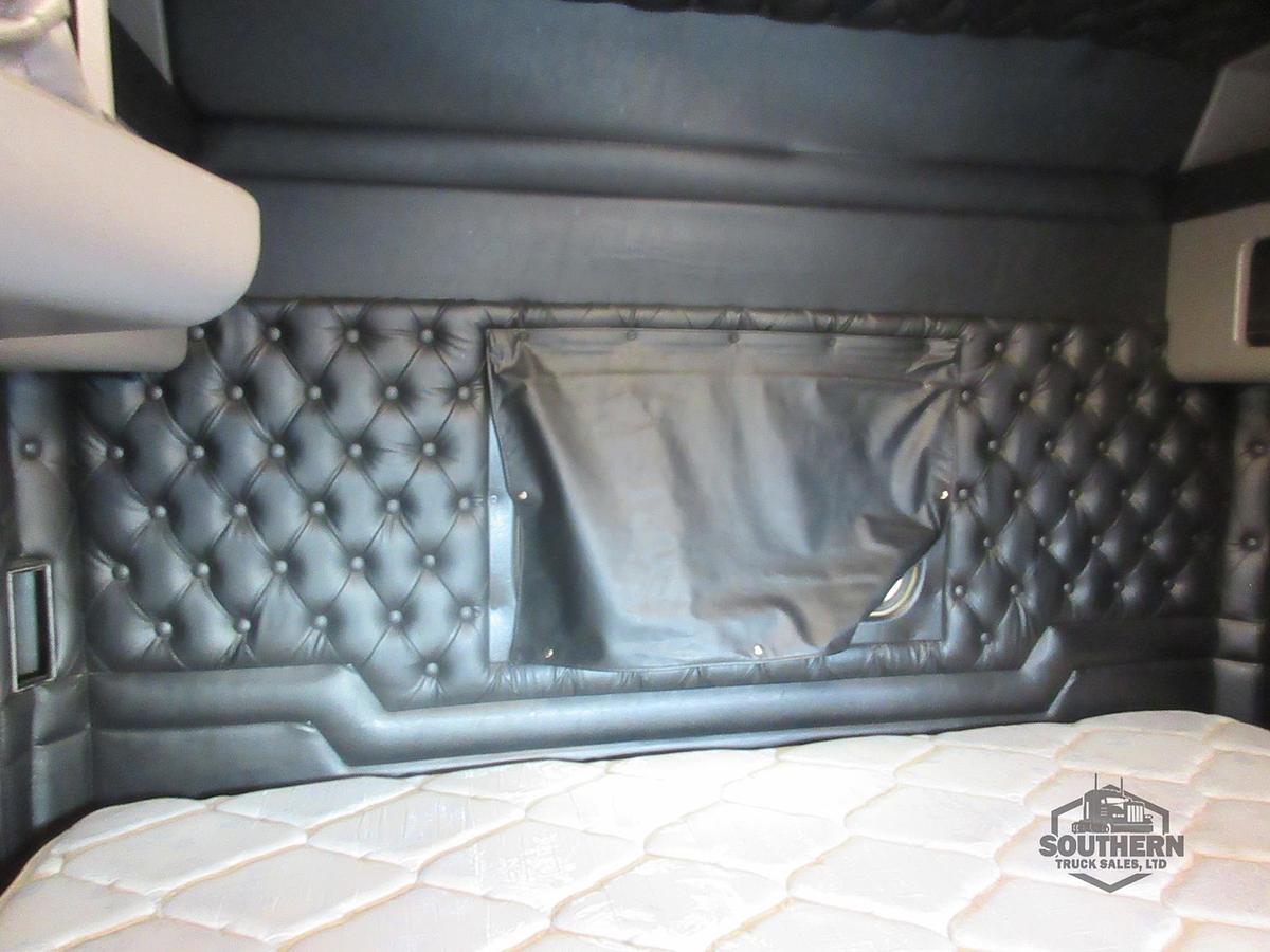 Used 2019 KENWORTH W900L