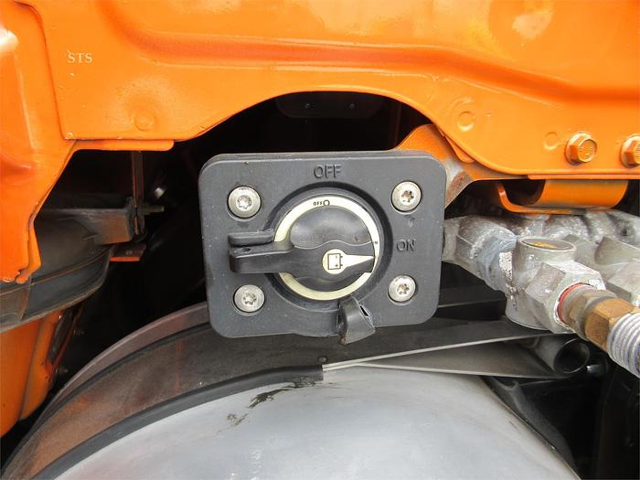 Used 2018 FREIGHTLINER CASCADIA 116