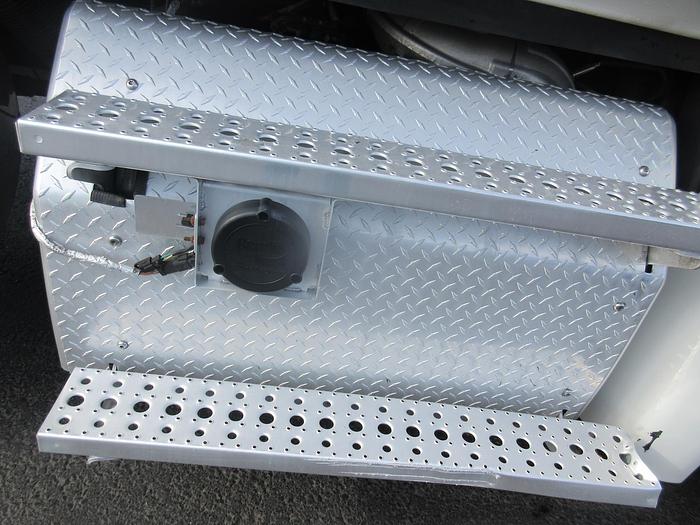 Used 2019 FREIGHTLINER CASCADIA 125