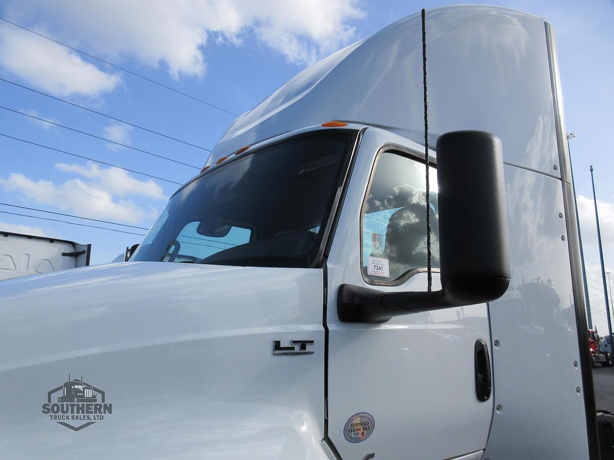 Used 2021 INTERNATIONAL LT