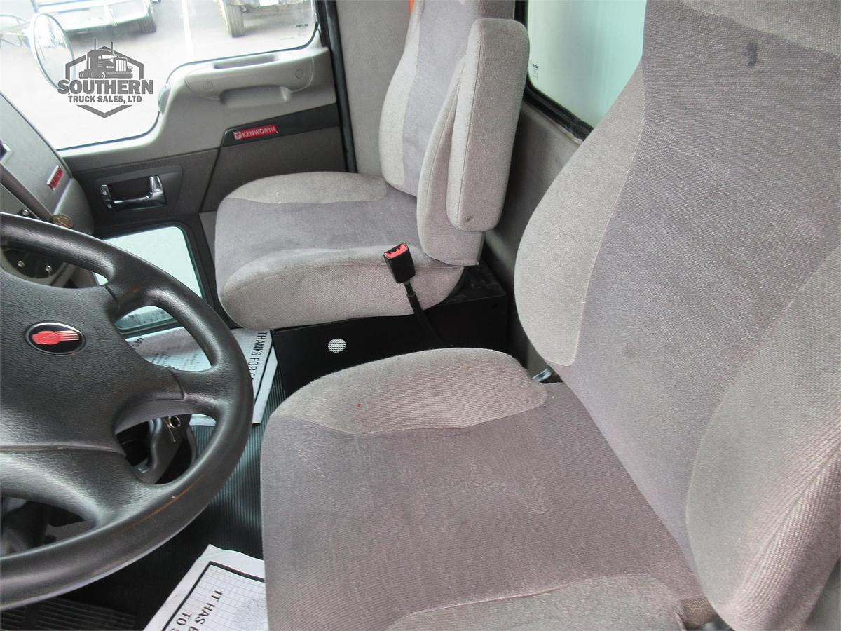 Used 2021 KENWORTH T270