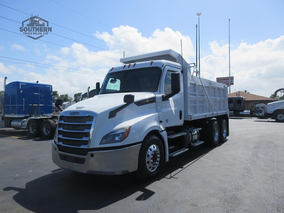 Used 2019 FREIGHTLINER CASCADIA 126