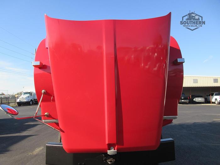 Used 2011 KENWORTH T800