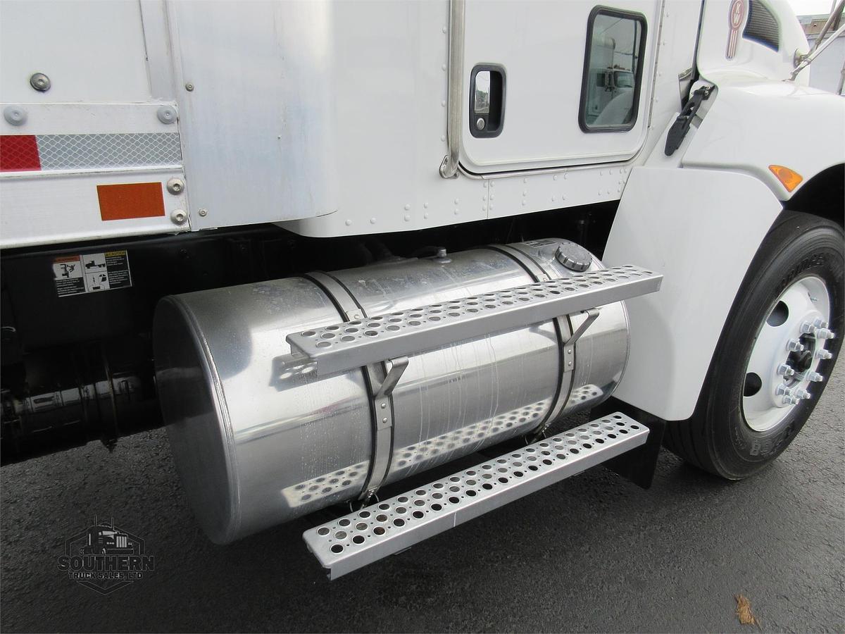 Used 2021 KENWORTH T270