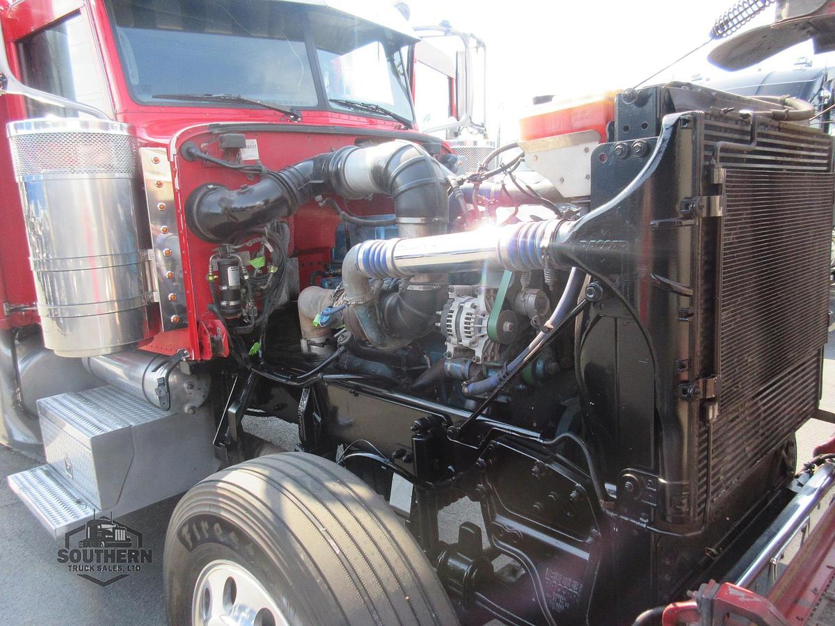 Used 2014 PETERBILT 389