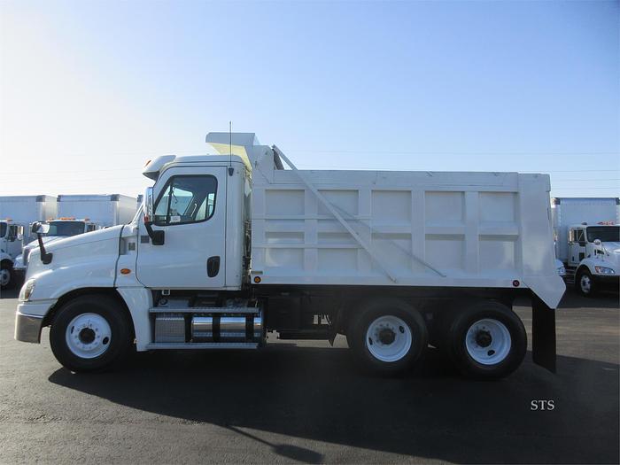 Used 2016 FREIGHTLINER CASCADIA 125