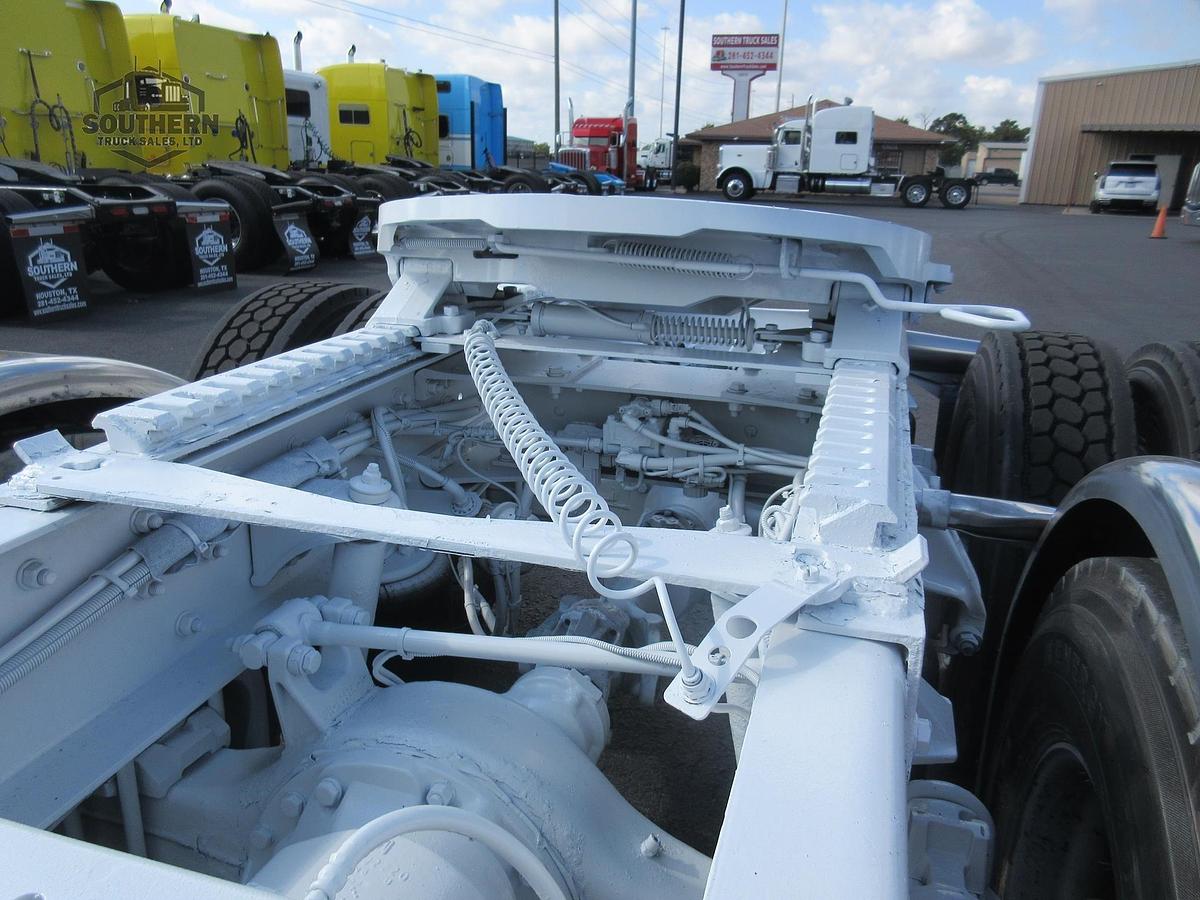 Used 2021 PETERBILT 389