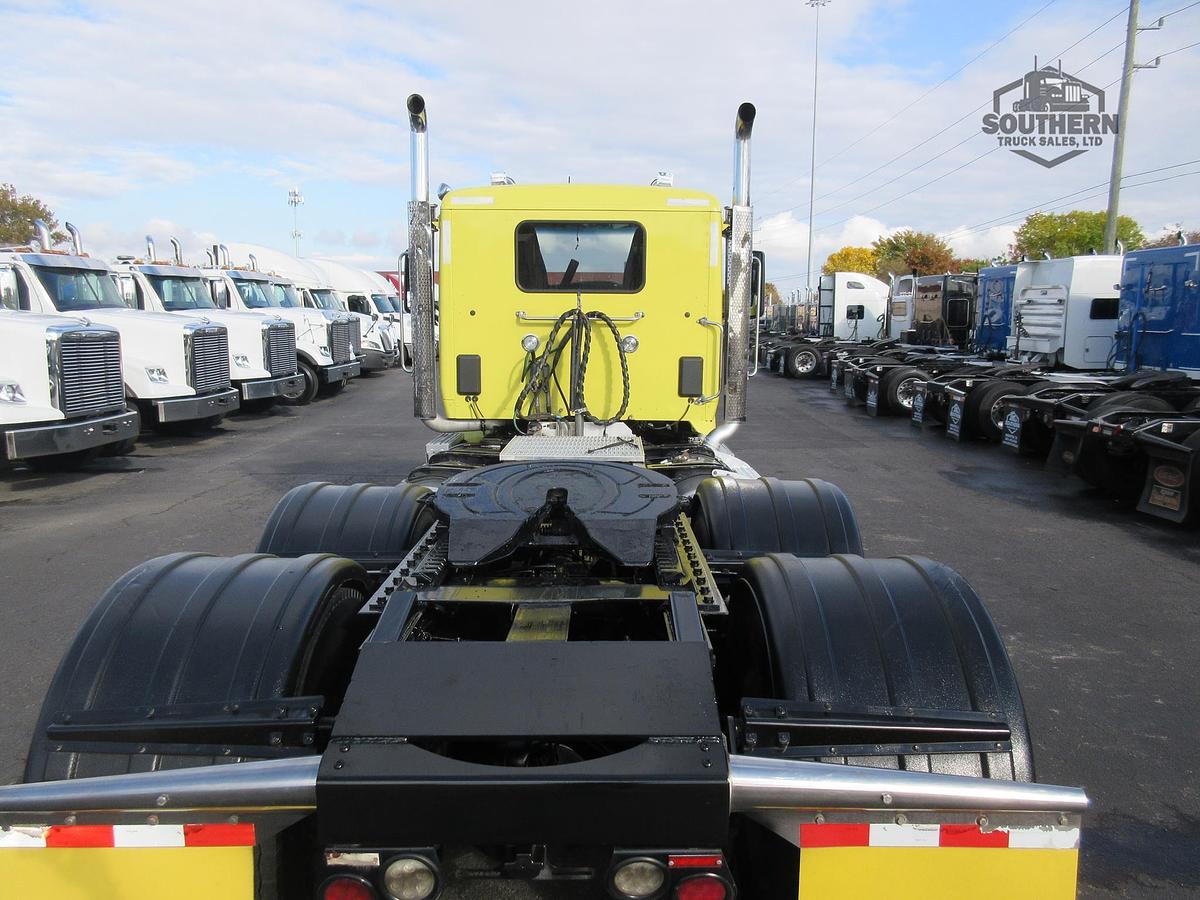 Used 2020 PETERBILT 567