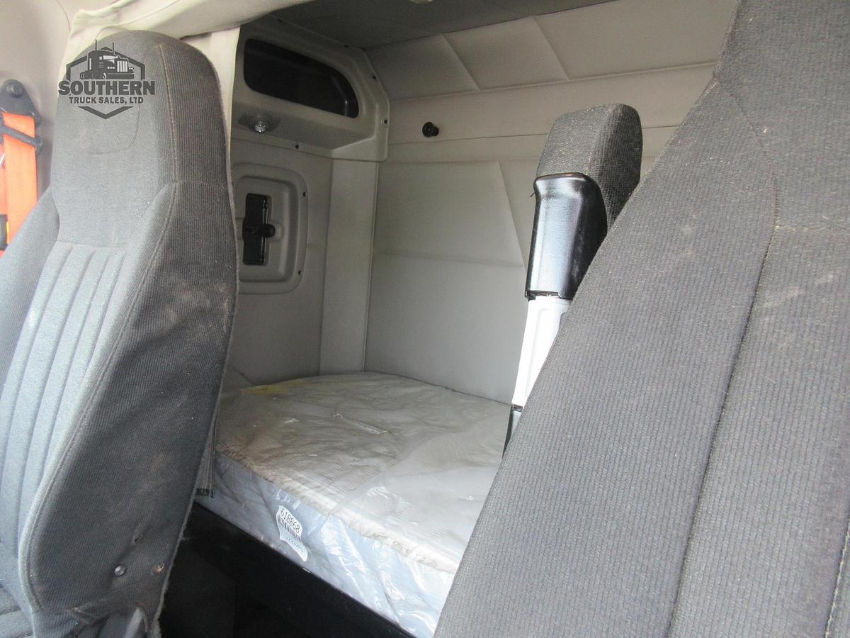 Used 2019 PETERBILT 567