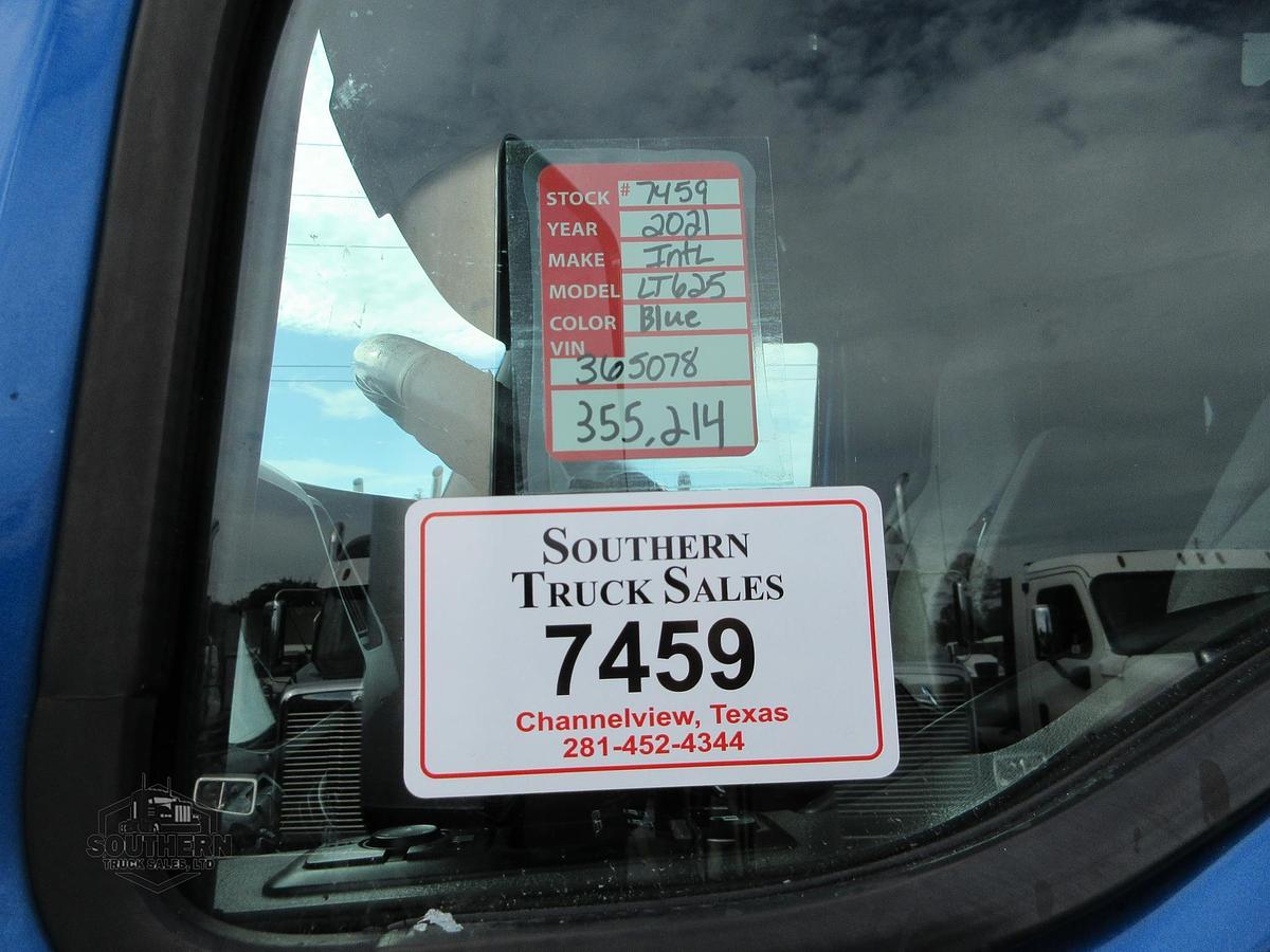 Used 2021 INTERNATIONAL LT