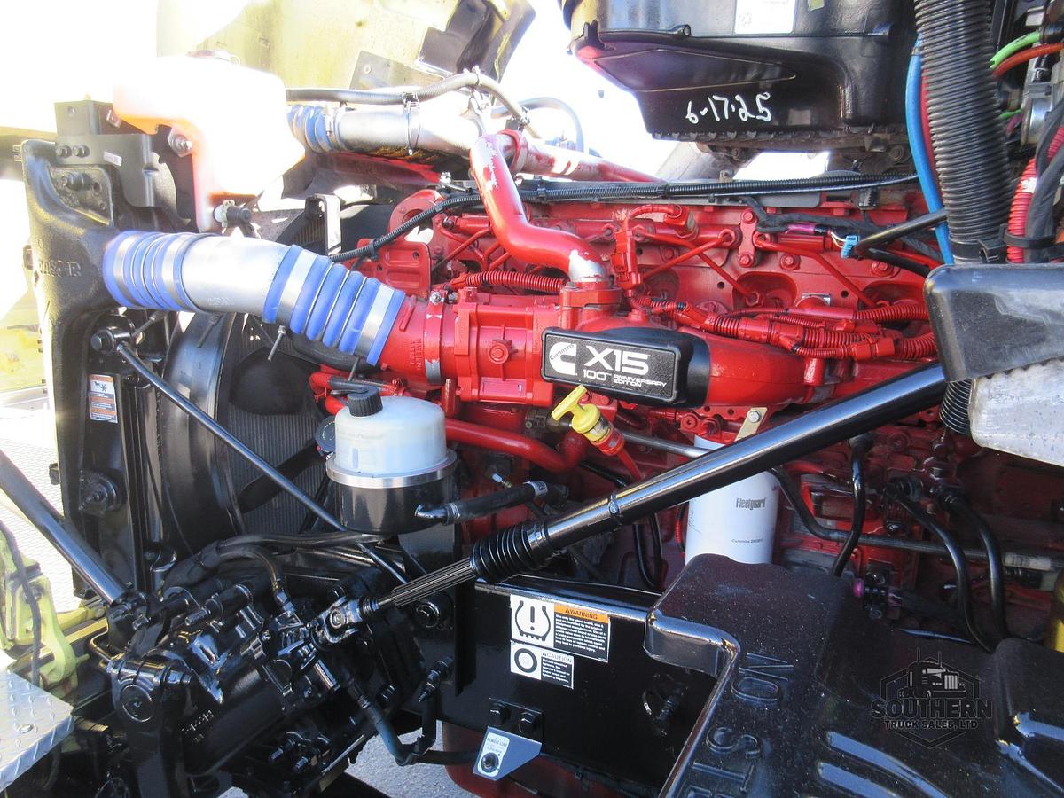 Used 2020 PETERBILT 567