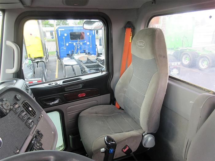 Used 2014 PETERBILT 365