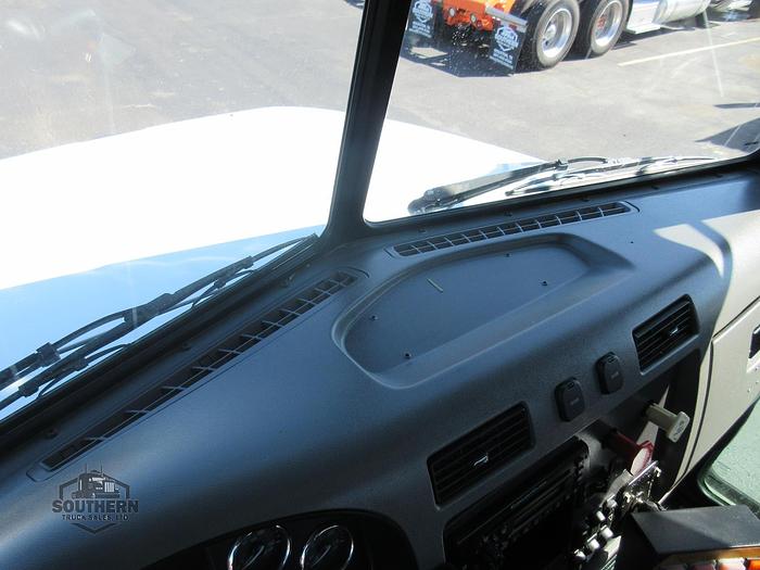 Used 2012 STELLAR 10621 MOUNTED ON 2012 PETERBILT 337