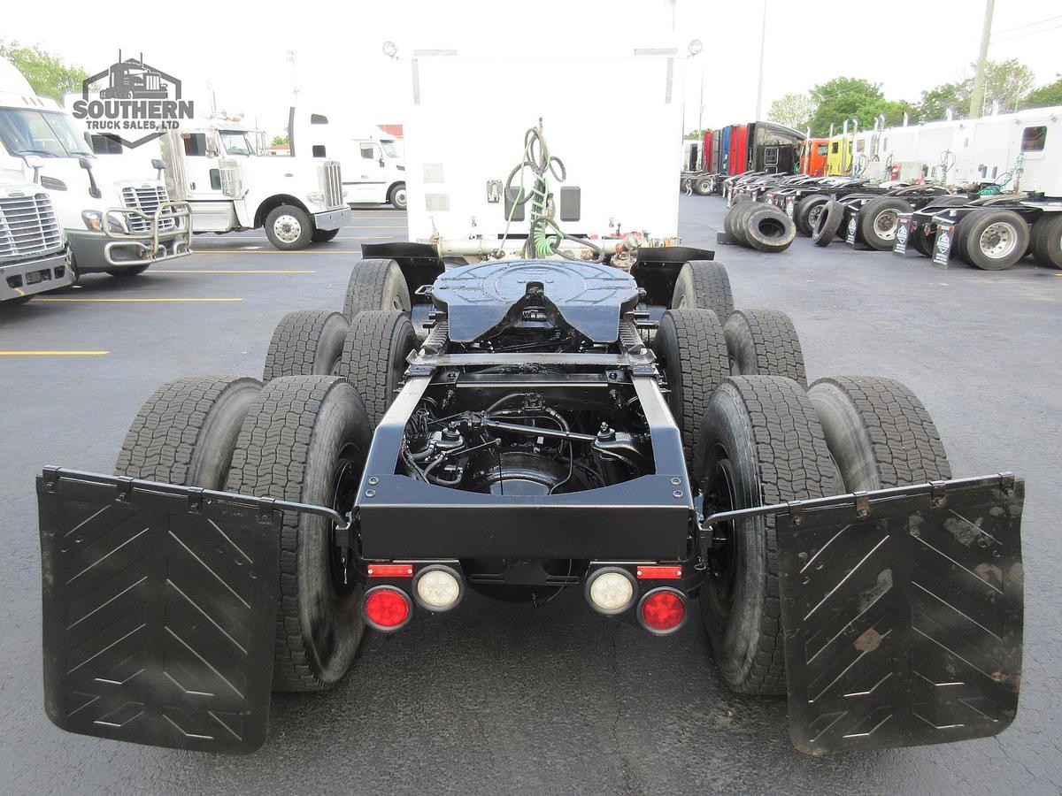 Used 2019 PETERBILT 567