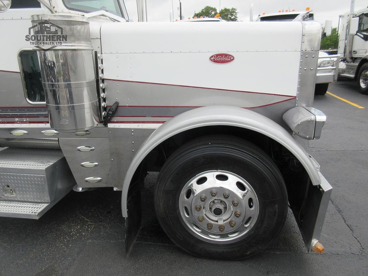 Used 2005 PETERBILT 379EXHD
