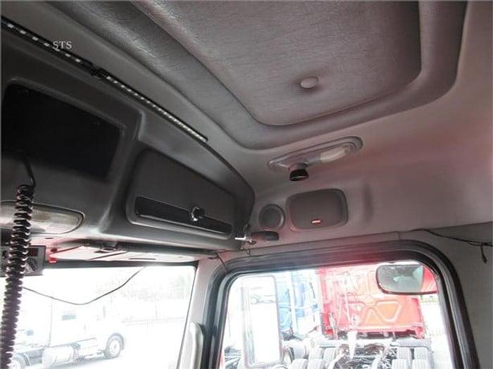 Used 2015 PETERBILT 389