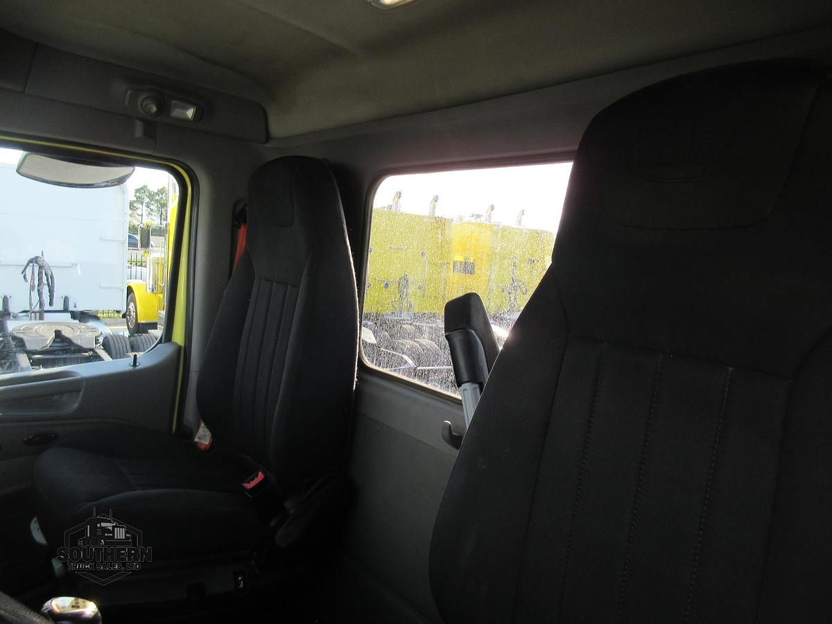 Used 2020 PETERBILT 567