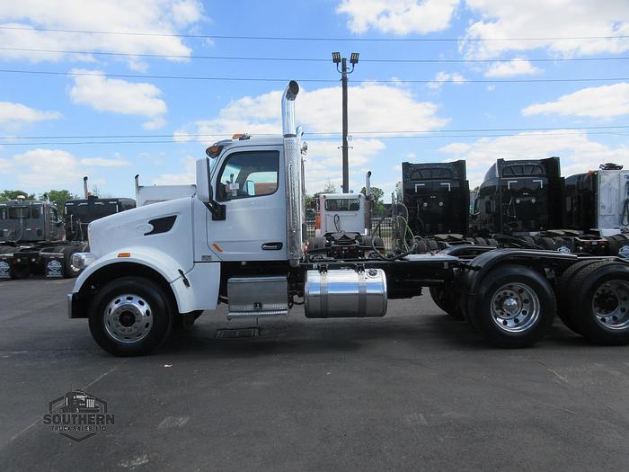 Used 2020 PETERBILT 567