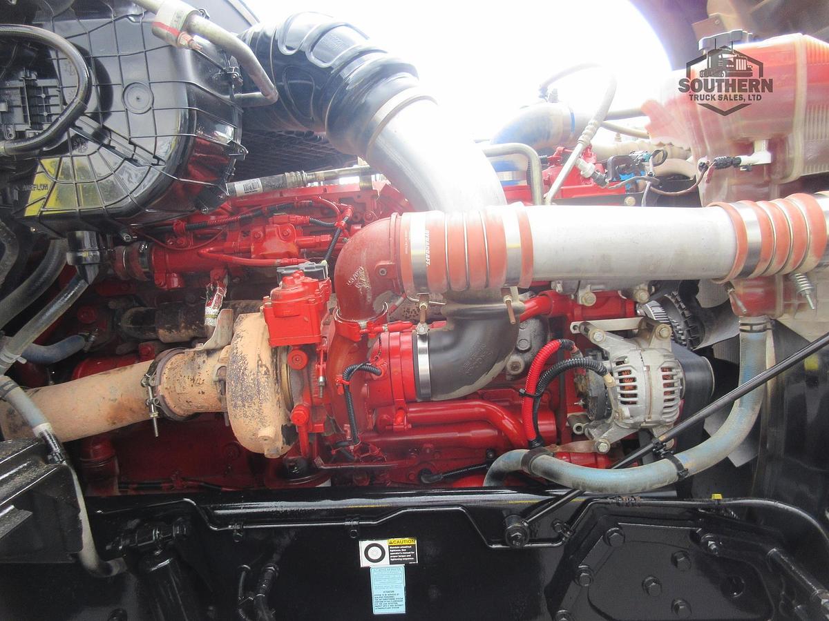 Used 2023 KENWORTH T880