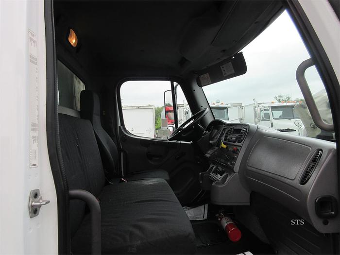 Used 2016 FREIGHTLINER BUSINESS CLASS M2 106