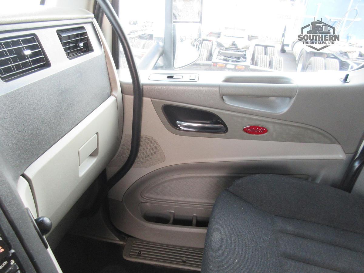 Used 2019 PETERBILT 567