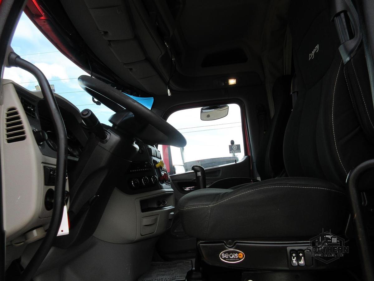 Used 2021 PETERBILT 567