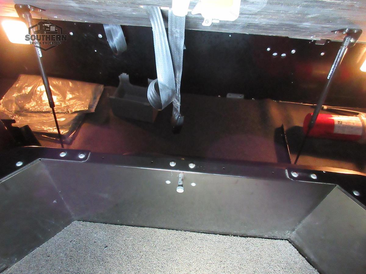 Used 2019 PETERBILT 389