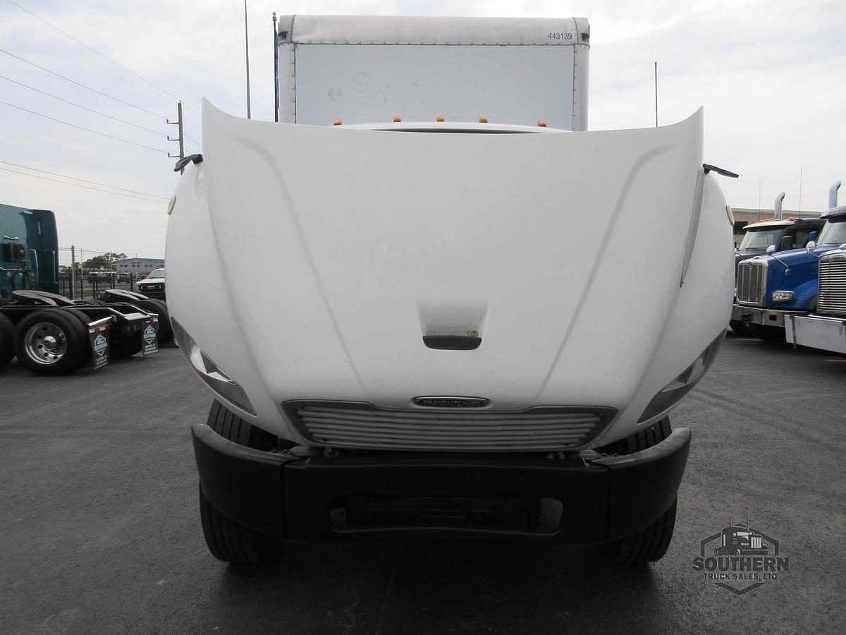 Used 2017 FREIGHTLINER BUSINESS CLASS M2 106