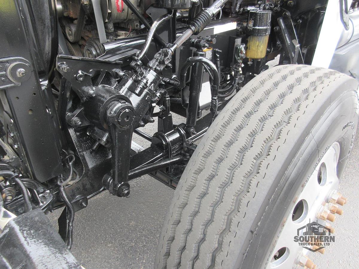 Used 2019 PETERBILT 389