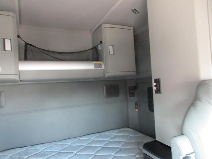 Used 2021 KENWORTH T880