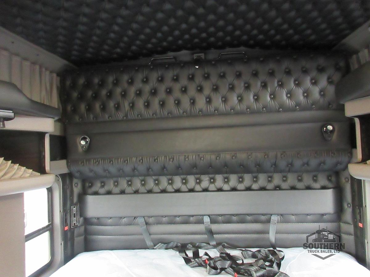 Used 2023 KENWORTH W900L