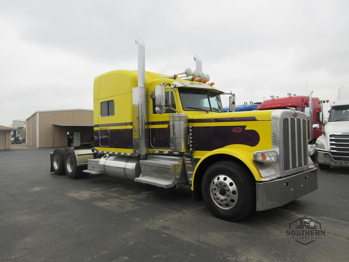 Used 2019 PETERBILT 389
