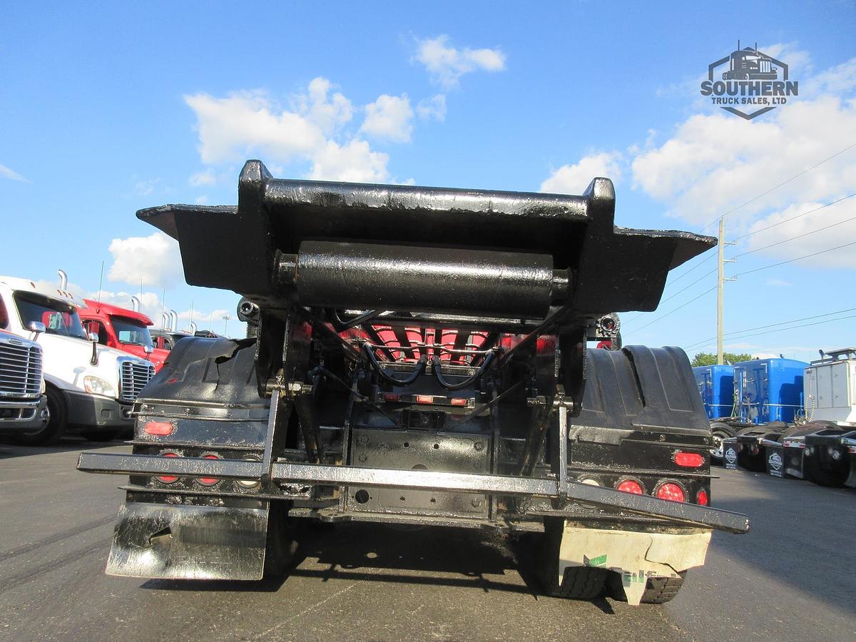 Used 2019 PETERBILT 348